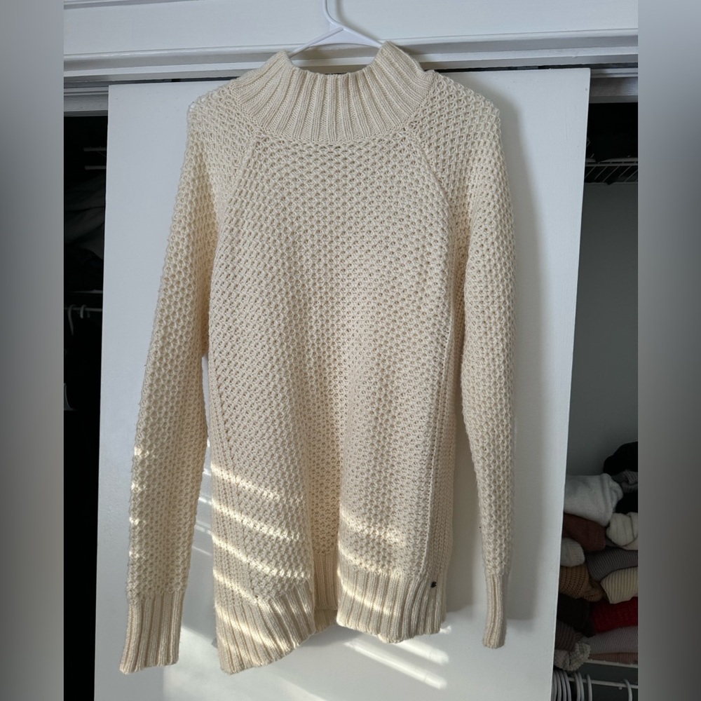 AE oversize sweater